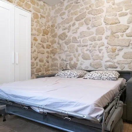 Cosy Downtown דירה